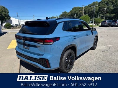 2026 Volkswagen Tiguan 2.0T SE R-Line Black