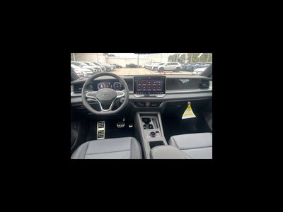 2026 Volkswagen Tiguan SE R-Line Black