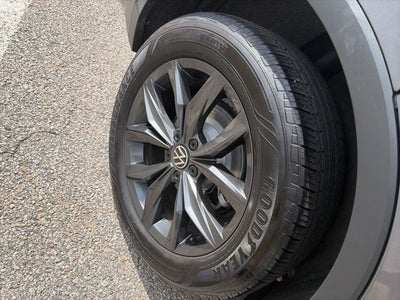 2024 Volkswagen Tiguan 2.0T SE