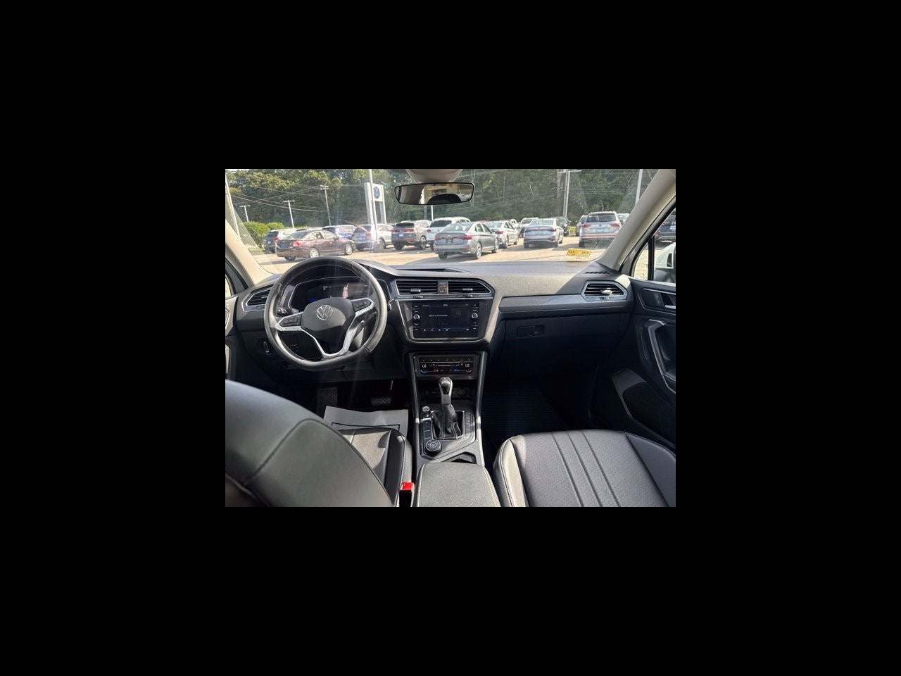 2023 Volkswagen Tiguan 2.0T SE