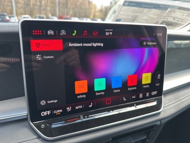 2026 Volkswagen Tiguan 2.0T SE