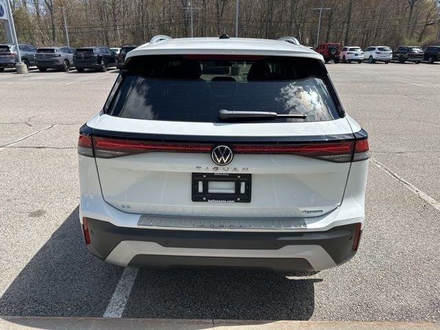 2026 Volkswagen Tiguan 2.0T SE