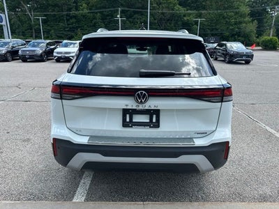 2026 Volkswagen Tiguan 2.0T SE