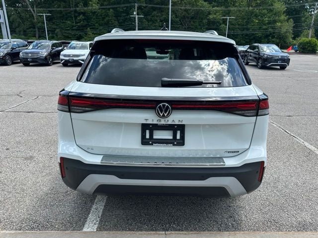 2026 Volkswagen Tiguan 2.0T SE