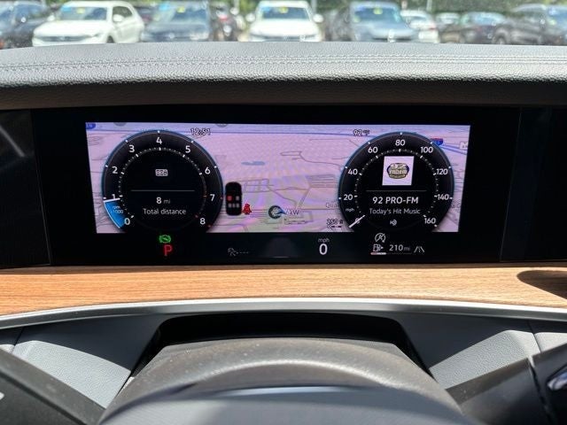 2026 Volkswagen Tiguan 2.0T SEL R-Line