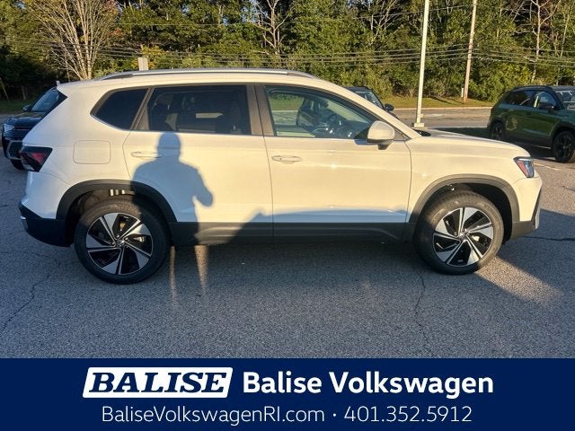 2027 Volkswagen Taos 1.5T SE
