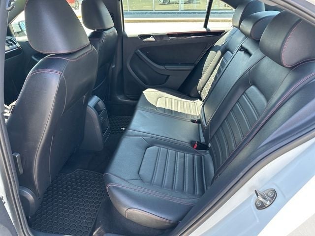 2018 Volkswagen Jetta GLI 2.0