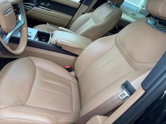 2025 Land Rover Range Rover SE LWB