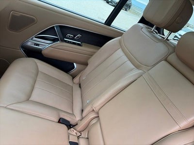 2025 Land Rover Range Rover SE LWB