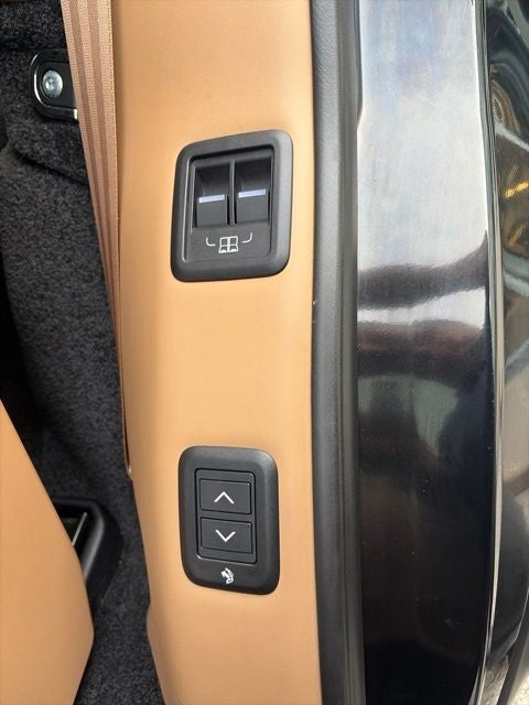2025 Land Rover Range Rover SE LWB