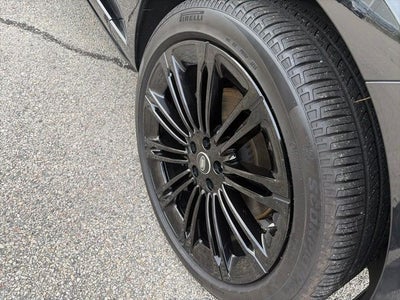 2025 Land Rover Range Rover SE LWB