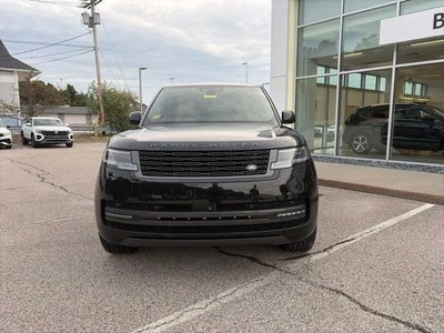 2025 Land Rover Range Rover SE LWB