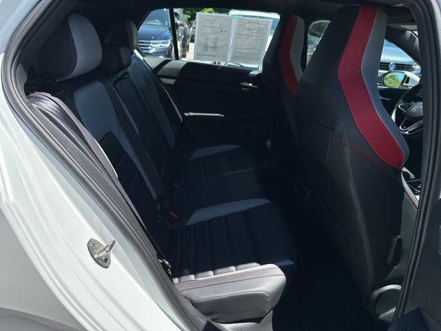 2024 Volkswagen Golf GTI 2.0T SE