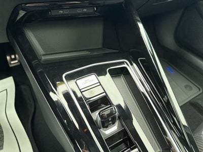 2026 Volkswagen Golf R 2.0T