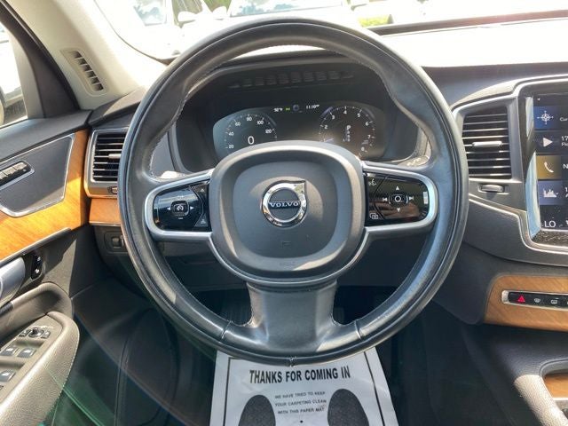 2021 Volvo XC90 T6 Momentum