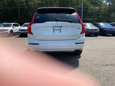 2021 Volvo XC90 T6 Momentum