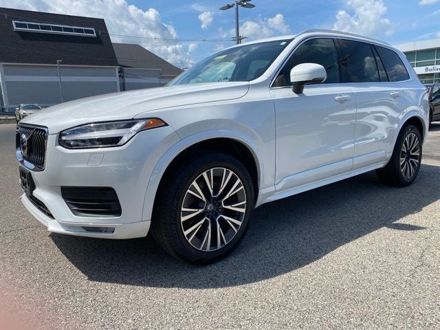 2021 Volvo XC90 T6 Momentum