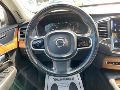 2021 Volvo XC90 T6 Momentum
