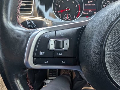 2017 Volkswagen Golf GTI Sport