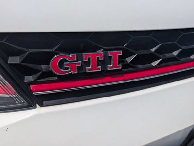 2017 Volkswagen Golf GTI Sport