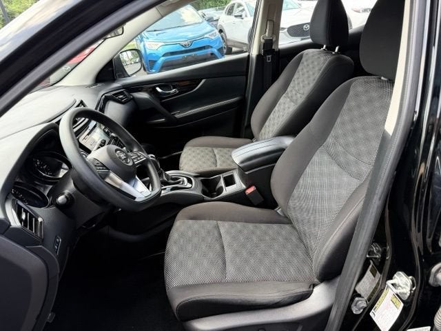 2018 Nissan Rogue Sport SV