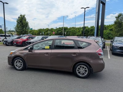 2017 Toyota Prius v Two