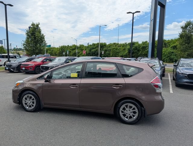 2017 Toyota Prius v Two