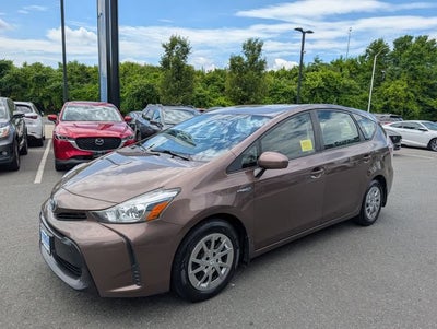 2017 Toyota Prius v Two