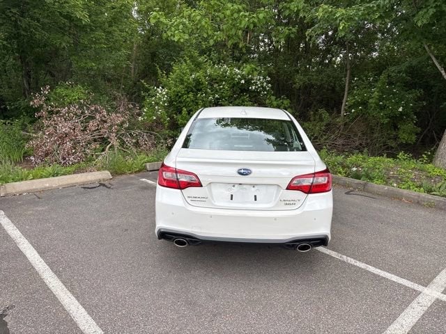 2018 Subaru Legacy 3.6R