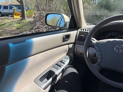 2005 Toyota Camry LE