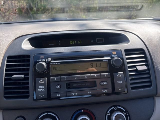 2005 Toyota Camry LE