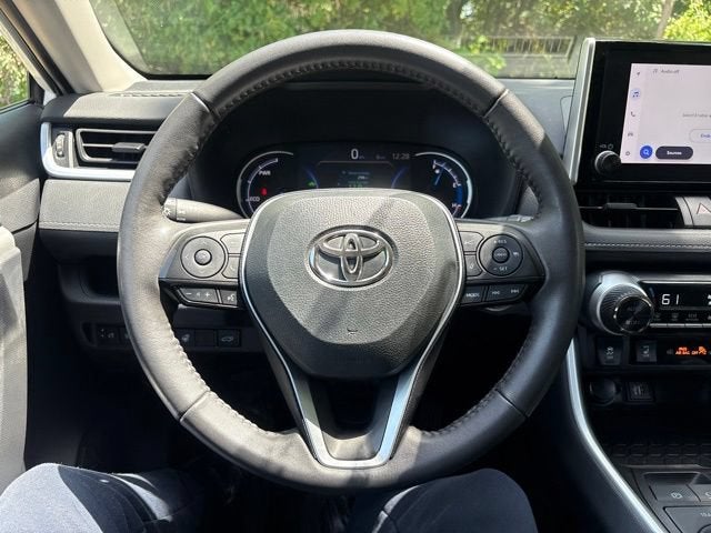 2023 Toyota RAV4 Hybrid XLE