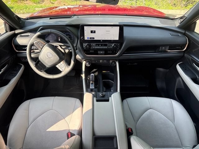 2026 Toyota Grand Highlander Hybrid MAX Platinum