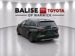 2025 Toyota Sienna Platinum