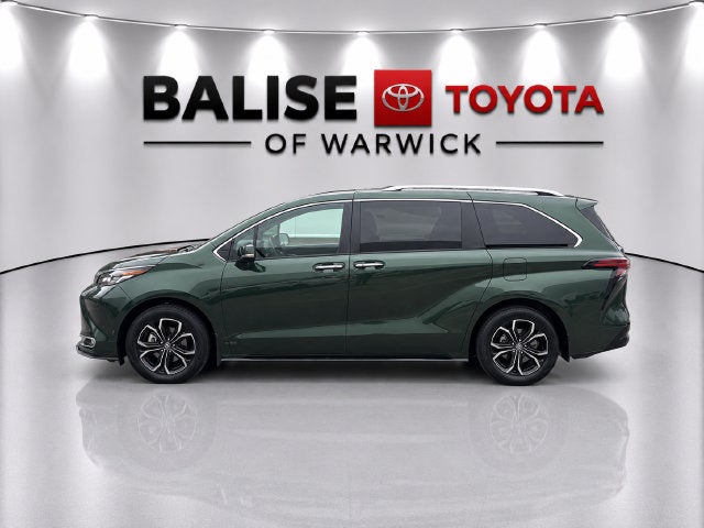 2025 Toyota Sienna Platinum