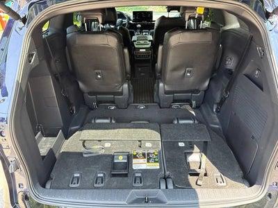 2025 Toyota Sienna Platinum