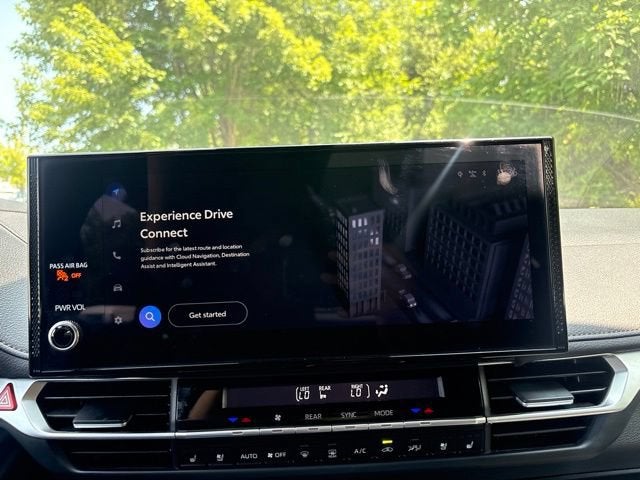 2025 Toyota Sienna Platinum