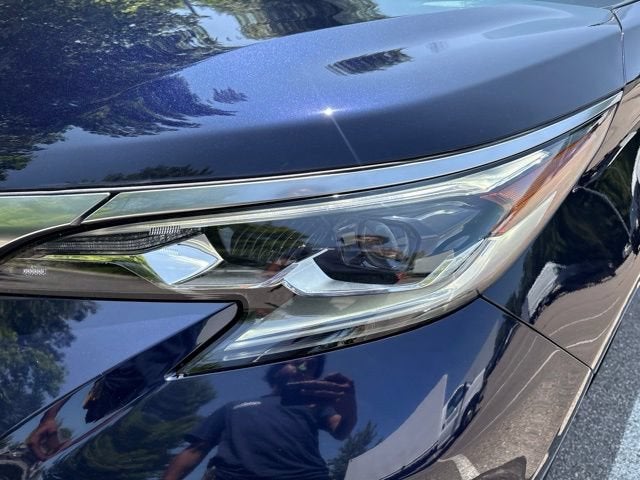 2025 Toyota Sienna Platinum