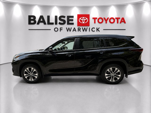 2025 Toyota Highlander XLE