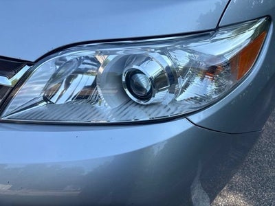 2019 Toyota Sienna XLE