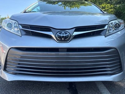 2019 Toyota Sienna XLE