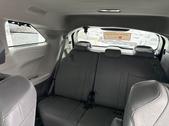 2022 Toyota Sienna Limited