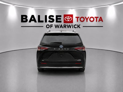 2022 Toyota Sienna Limited