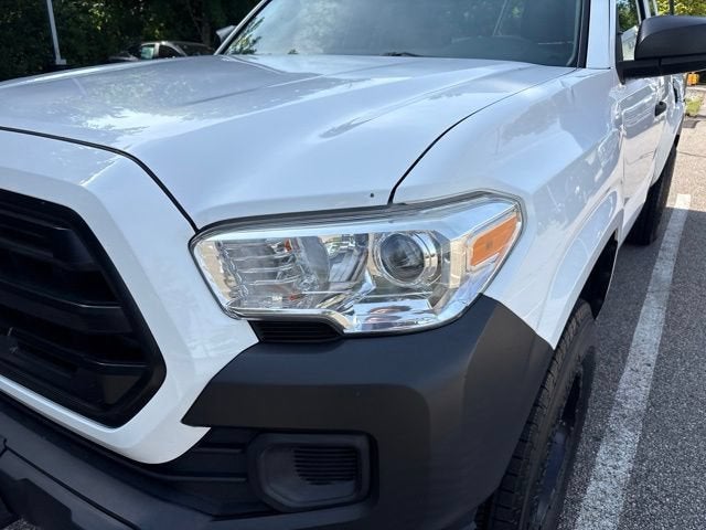 2017 Toyota Tacoma SR
