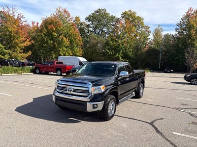 2017 Toyota Tundra SR5