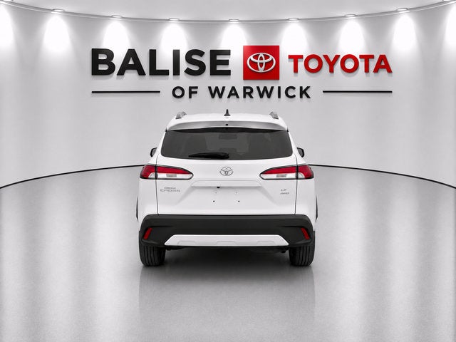 2025 Toyota Corolla Cross LE