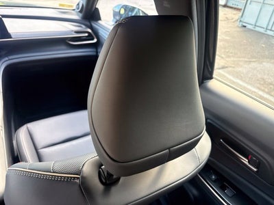 2025 Toyota Crown Signia Limited