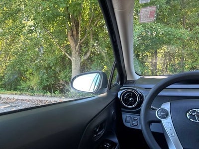 2017 Toyota Prius c Two