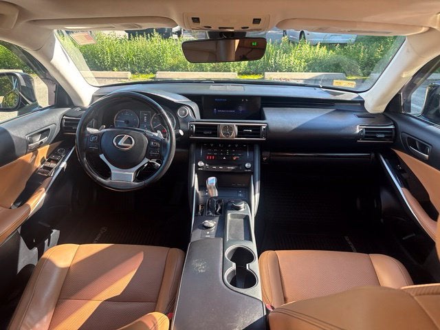 2017 Lexus IS 300