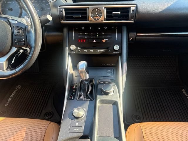 2017 Lexus IS 300